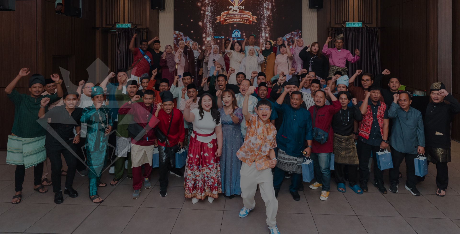 Desktop :: Home Masthead :: The 25th Anniversary :: CN